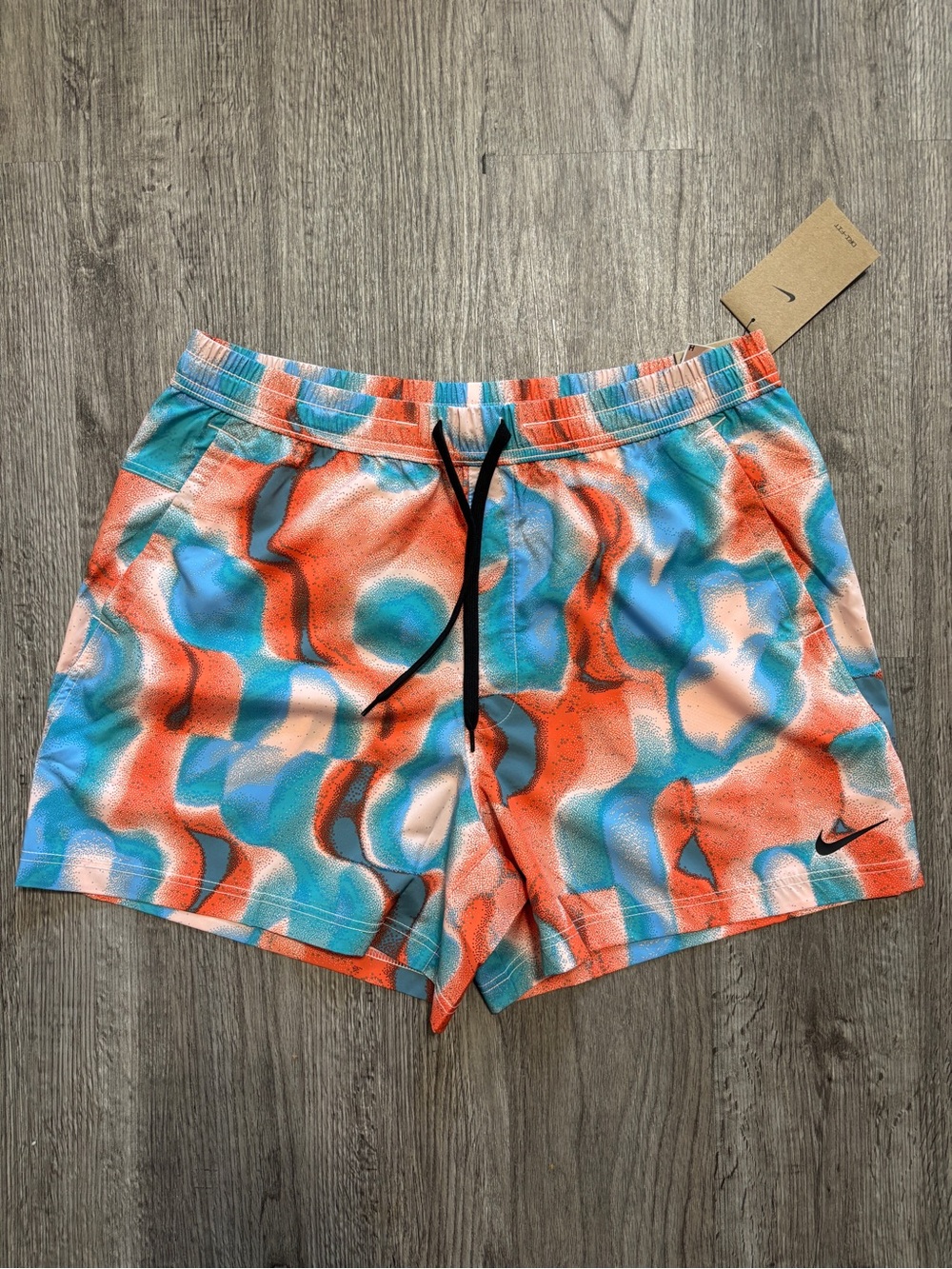 Nike Shorts Multifuncional Printed Men’s  Size L Blue Orange lightweight - Picture 2 of 11